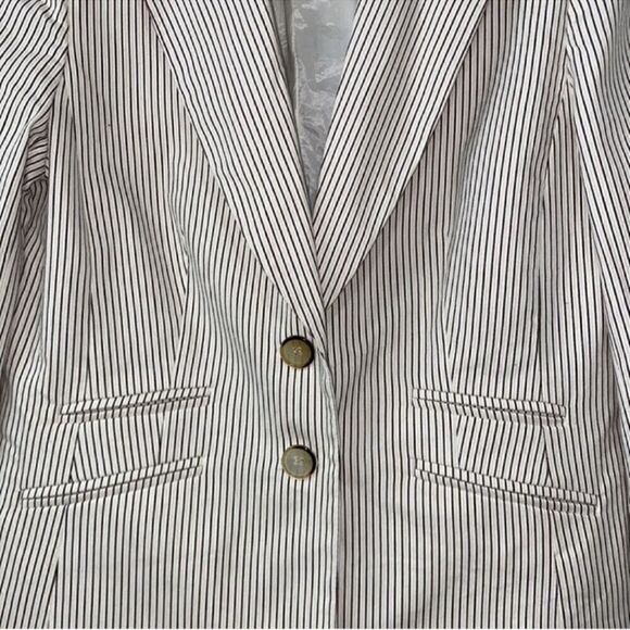 Kim Rogers Striped Blazer(Size 10) - Picture 3 of 5